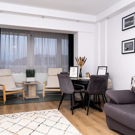 Grand Urban Studio Targu Mures Luaran gambar